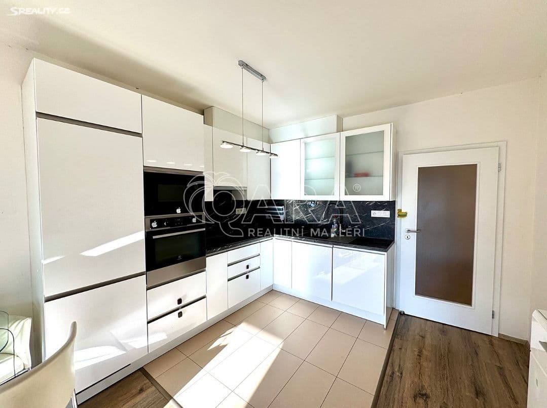 Prodej bytu 3+kk 75 m², Škrábkových, Praha, Praha Prodej bytu 3+kk 75 m², Škrábkových, Praha, Praha