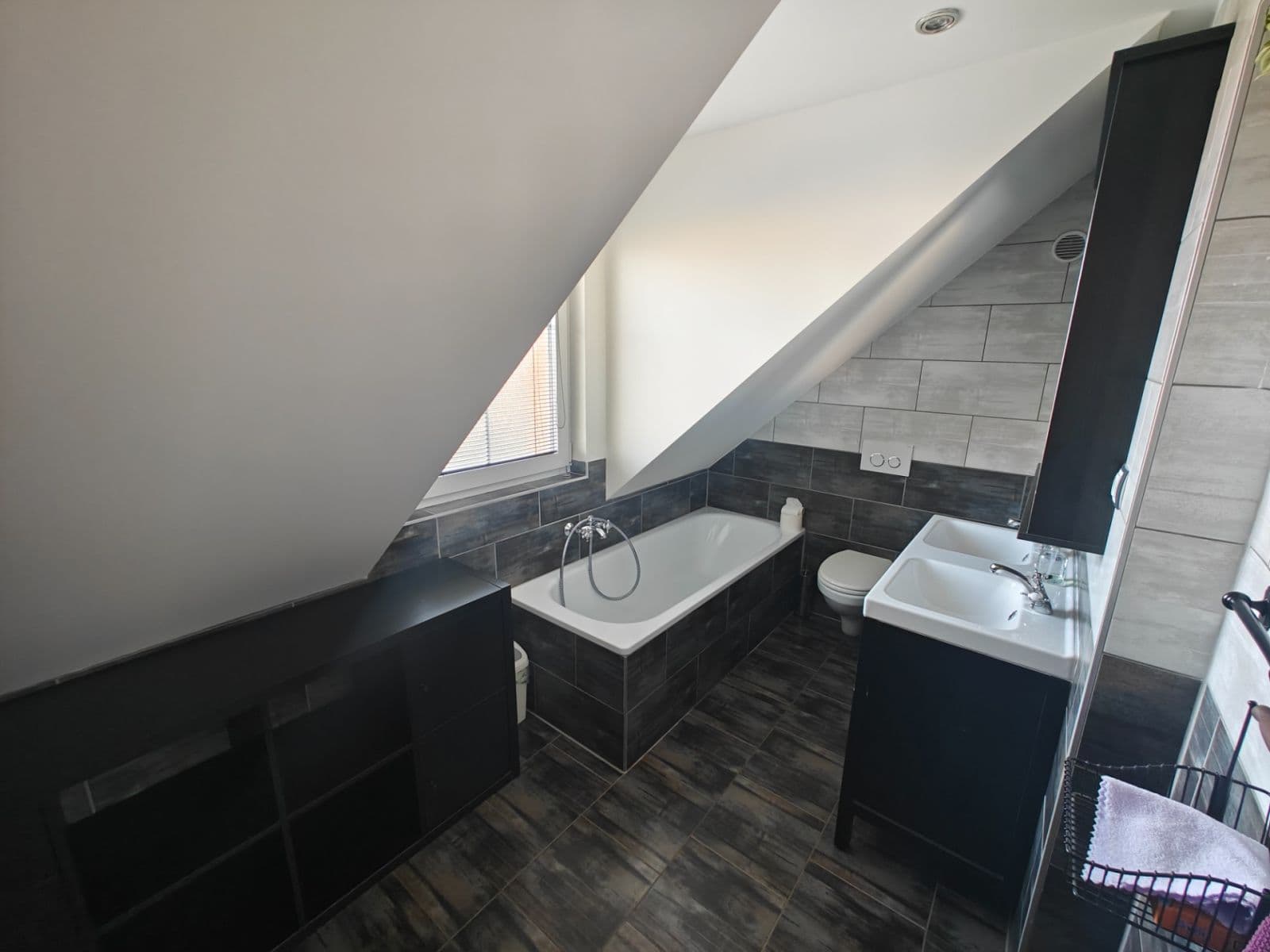 Prodej domu 102 m², pozemek 351 m², Na Horce, Vinařice, Středočeský kraj Prodej domu 102 m², pozemek 351 m², Na Horce, Vinařice, Středočeský kraj