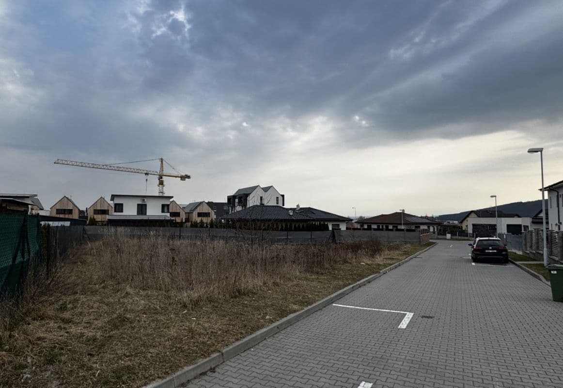 Prodej pozemku 4.984 m², Mladá Boleslav, Středočeský kraj Prodej pozemku 4.984 m², Mladá Boleslav, Středočeský kraj