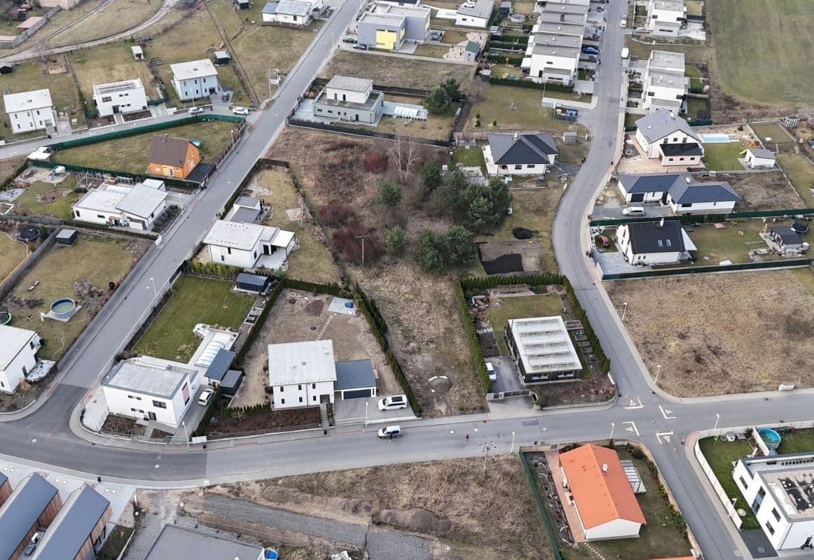 Prodej pozemku 4.984 m², Mladá Boleslav, Středočeský kraj Prodej pozemku 4.984 m², Mladá Boleslav, Středočeský kraj