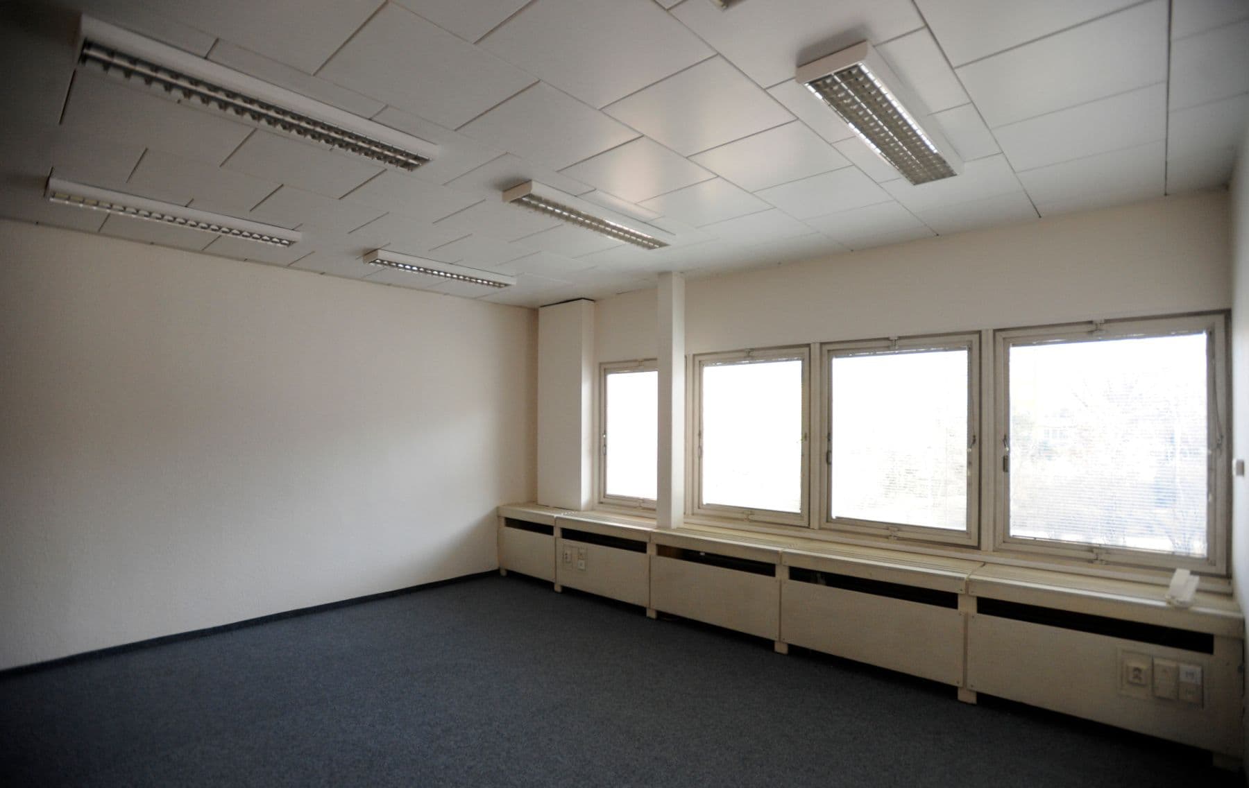 Pronájem kanceláře 43 m², Žirovnická, Praha, Praha Pronájem kanceláře 43 m², Žirovnická, Praha, Praha