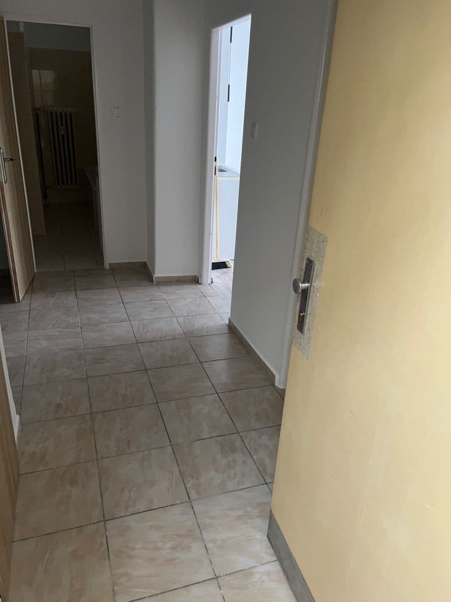 Pronájem bytu 3+kk 64 m², Pernštýnské náměstí, Pardubice, Pardubický kraj Pronájem bytu 3+kk 64 m², Pernštýnské náměstí, Pardubice, Pardubický kraj