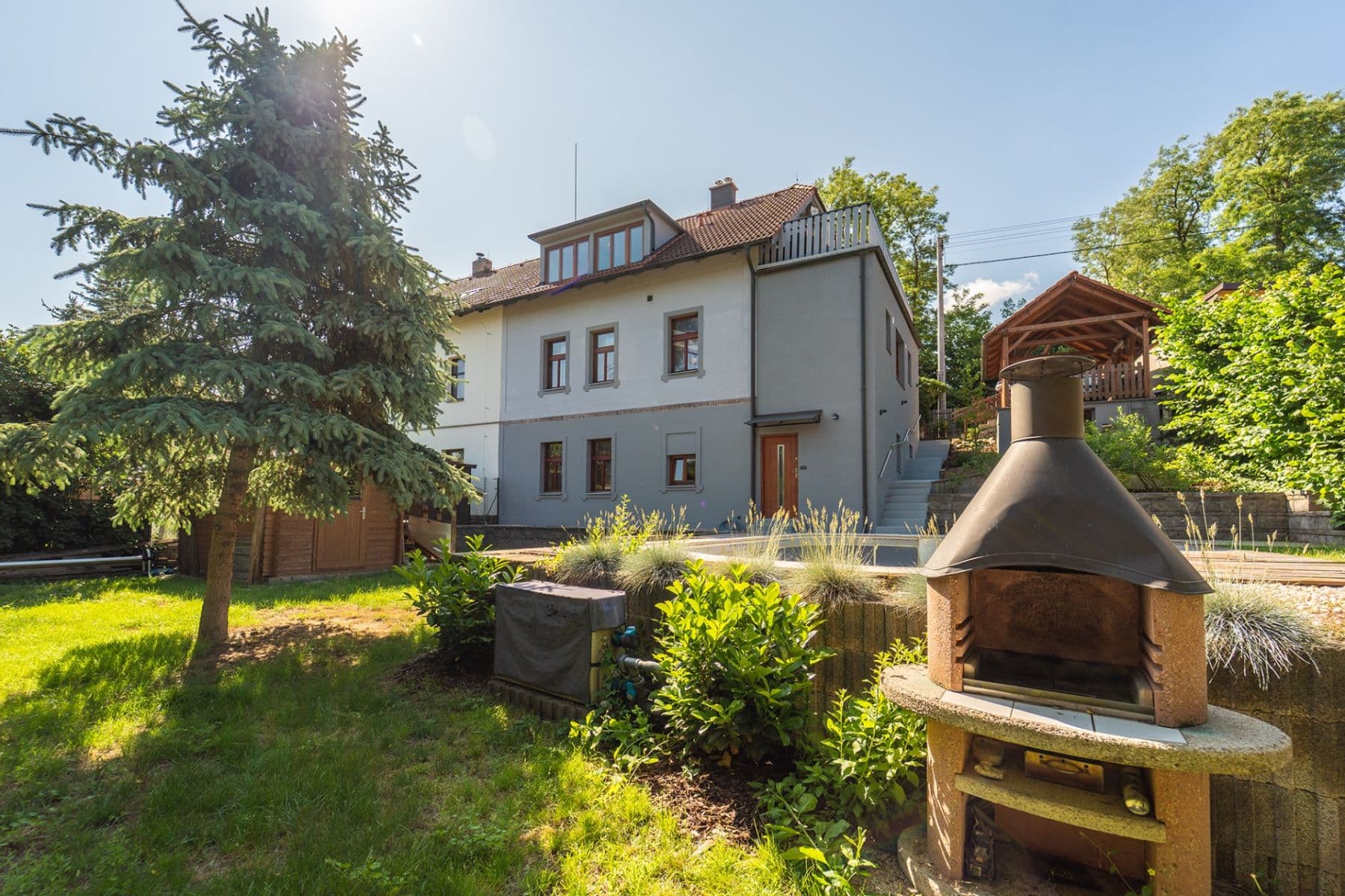 Prodej domu 188 m², pozemek 438 m², Pod Sokolovnou, Vrané nad Vltavou, Středočeský kraj Prodej domu 188 m², pozemek 438 m², Pod Sokolovnou, Vrané nad Vltavou, Středočeský kraj