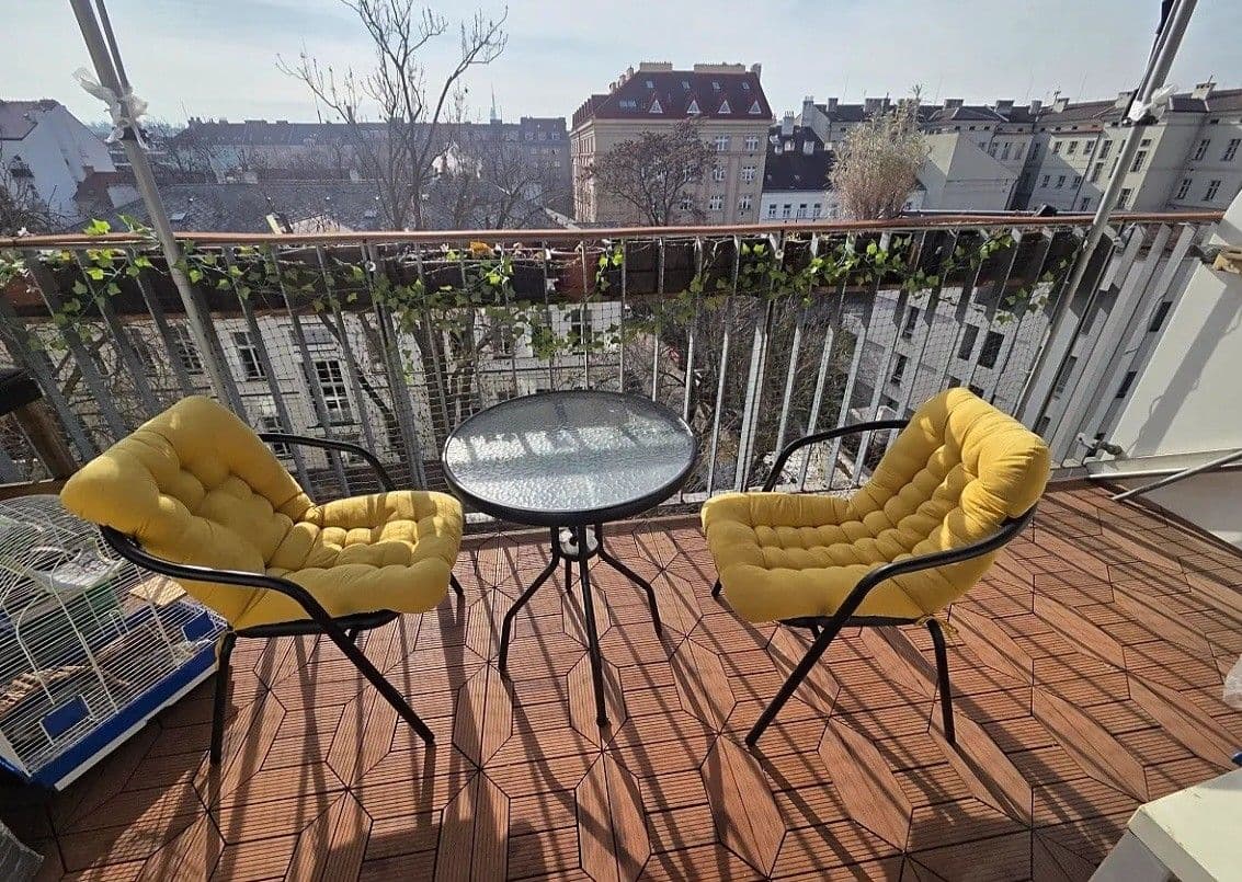 Pronájem bytu 2+kk 55 m², Dělnická, Praha, Praha Pronájem bytu 2+kk 55 m², Dělnická, Praha, Praha