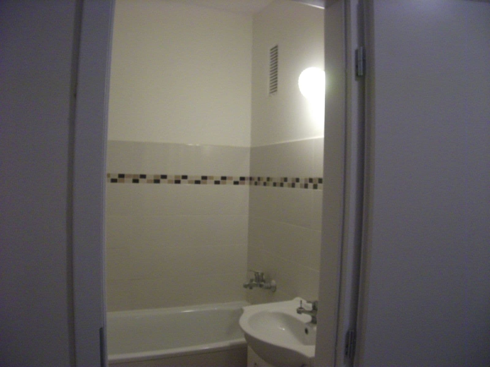 Pronájem bytu 3+1 68 m², Rustaveliho, Rača, Bratislavský kraj Pronájem bytu 3+1 68 m², Rustaveliho, Rača, Bratislavský kraj