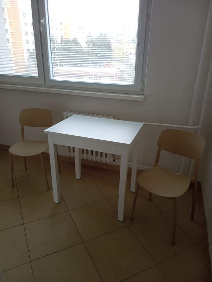 Pronájem bytu 3+1 68 m², Rustaveliho, Rača, Bratislavský kraj Pronájem bytu 3+1 68 m², Rustaveliho, Rača, Bratislavský kraj