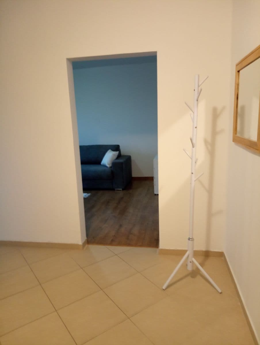 Pronájem bytu 3+1 68 m², Rustaveliho, Rača, Bratislavský kraj Pronájem bytu 3+1 68 m², Rustaveliho, Rača, Bratislavský kraj