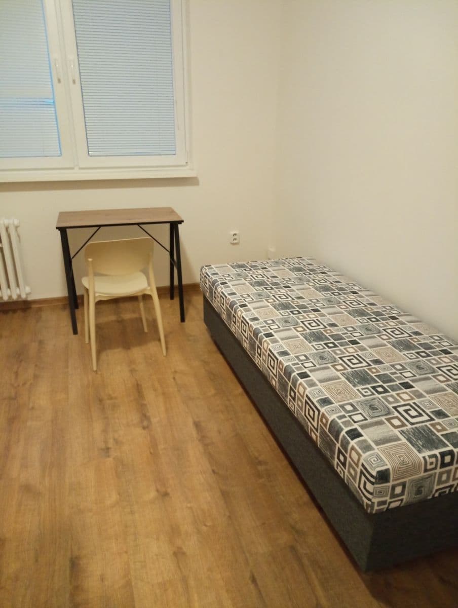 Pronájem bytu 3+1 68 m², Rustaveliho, Rača, Bratislavský kraj Pronájem bytu 3+1 68 m², Rustaveliho, Rača, Bratislavský kraj