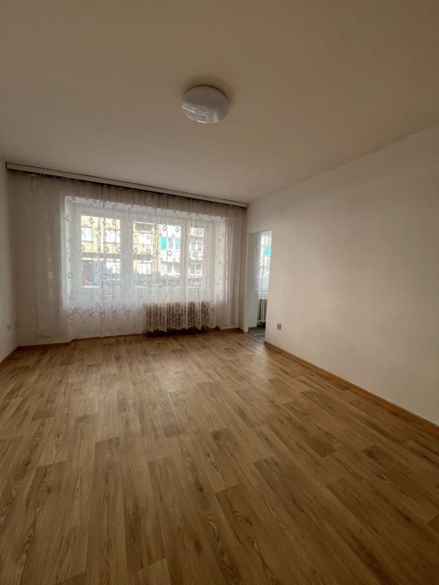 Pronájem bytu 2+1 48 m², Kloboučnická, Praha, Praha Pronájem bytu 2+1 48 m², Kloboučnická, Praha, Praha