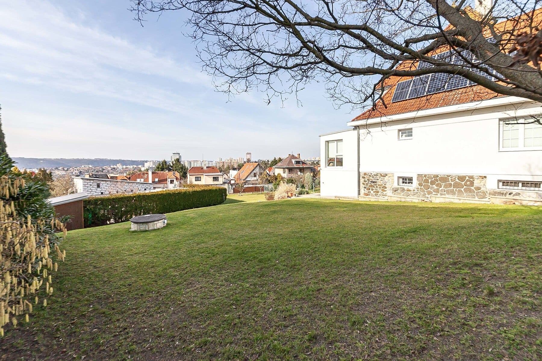 Prodej pozemku 507 m², Urbánkova, Praha, Praha Prodej pozemku 507 m², Urbánkova, Praha, Praha