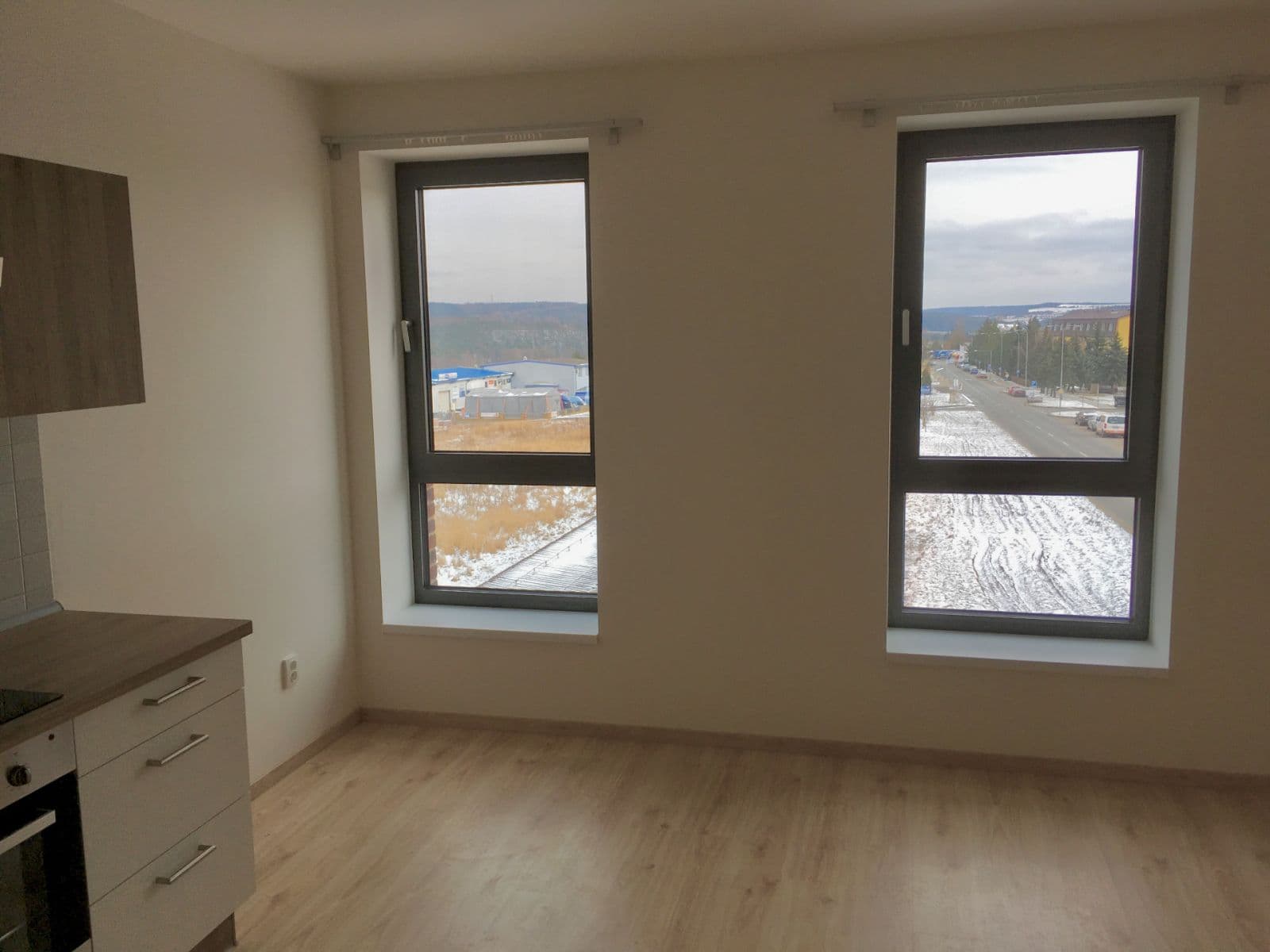 Pronájem bytu 2+kk 45 m², Luženská, Rakovník, Středočeský kraj Pronájem bytu 2+kk 45 m², Luženská, Rakovník, Středočeský kraj