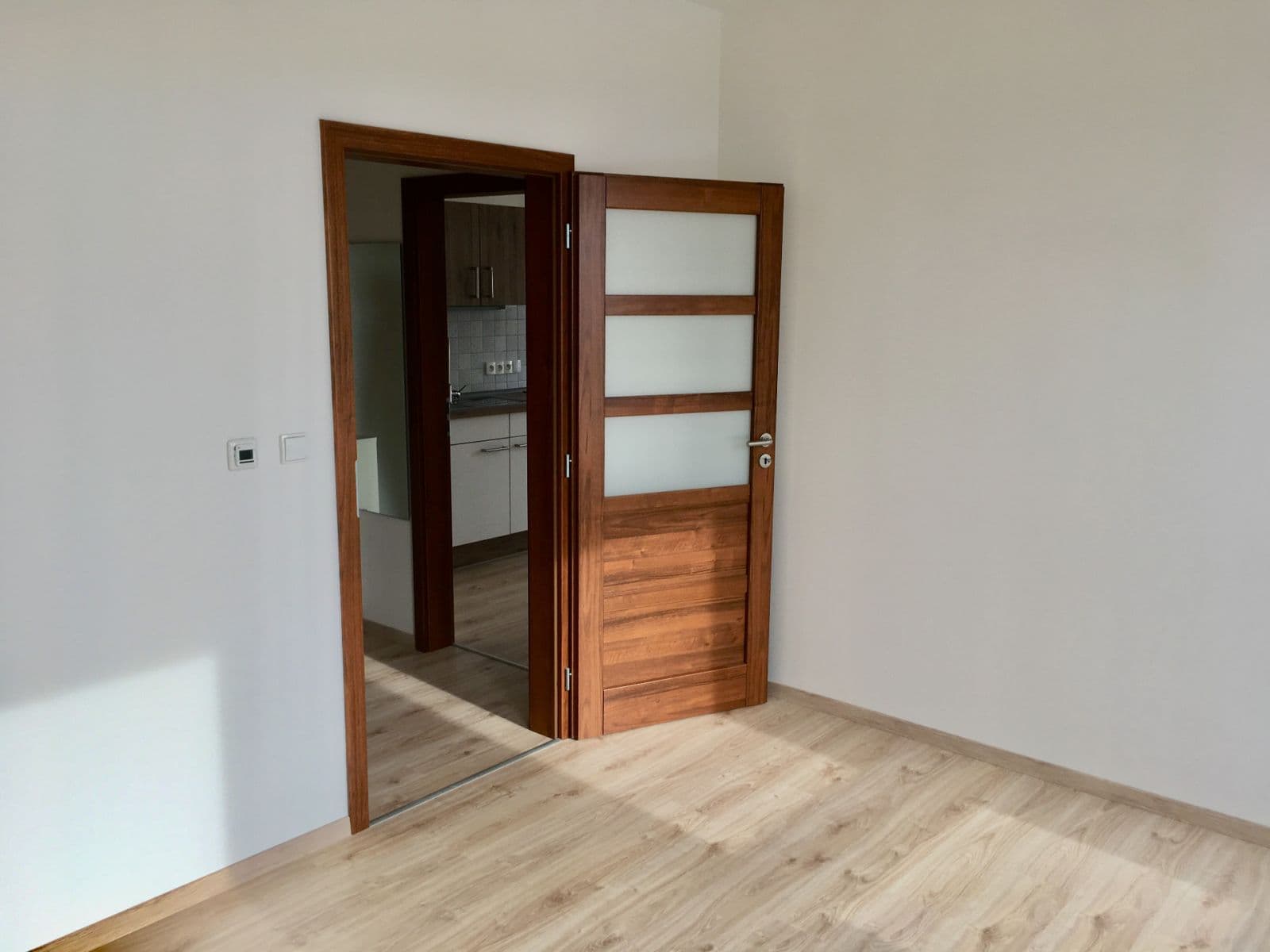 Pronájem bytu 2+kk 45 m², Luženská, Rakovník, Středočeský kraj Pronájem bytu 2+kk 45 m², Luženská, Rakovník, Středočeský kraj