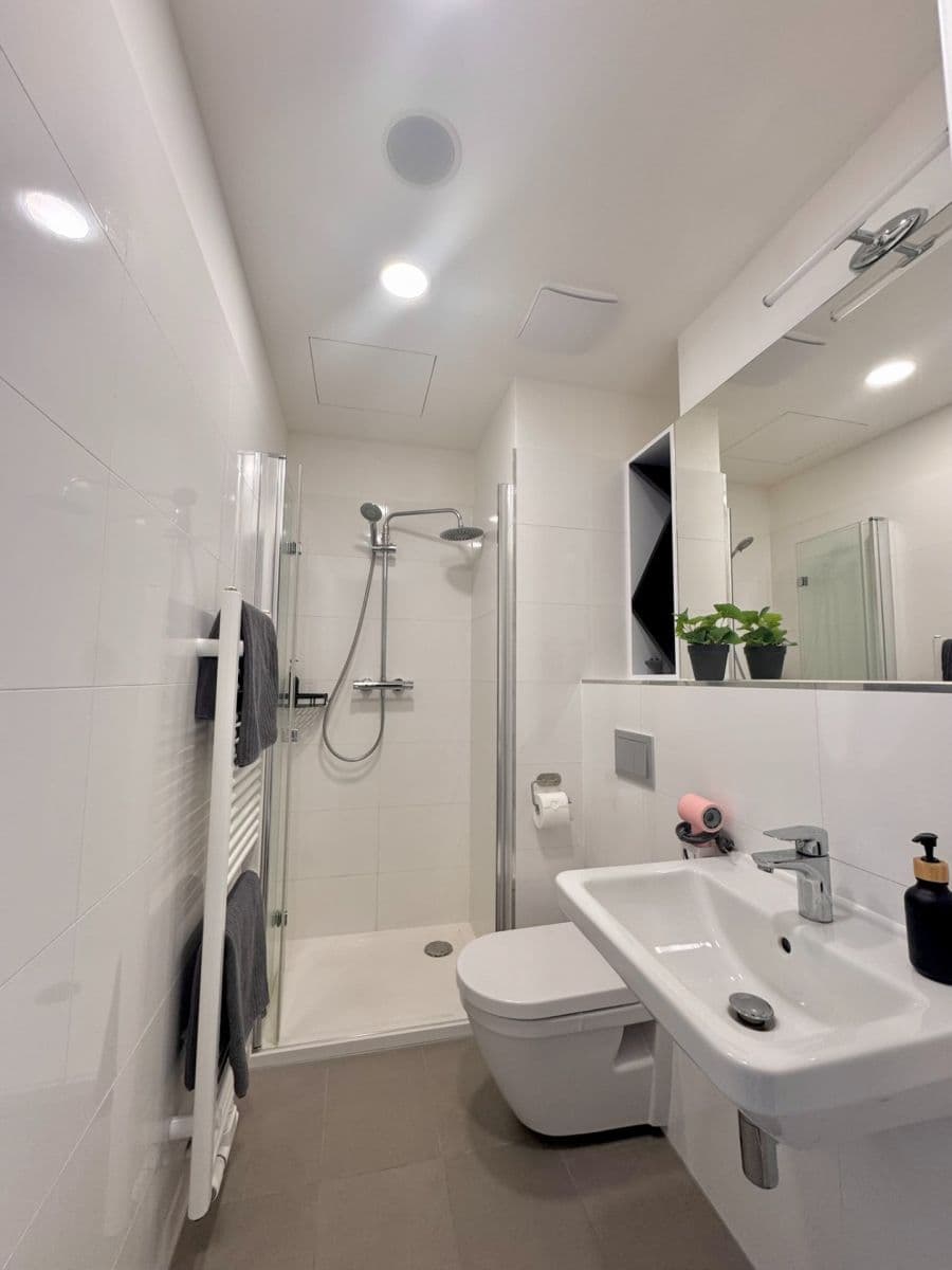 Prodej bytu 1+kk 26 m², Perucká, Praha, Praha Prodej bytu 1+kk 26 m², Perucká, Praha, Praha