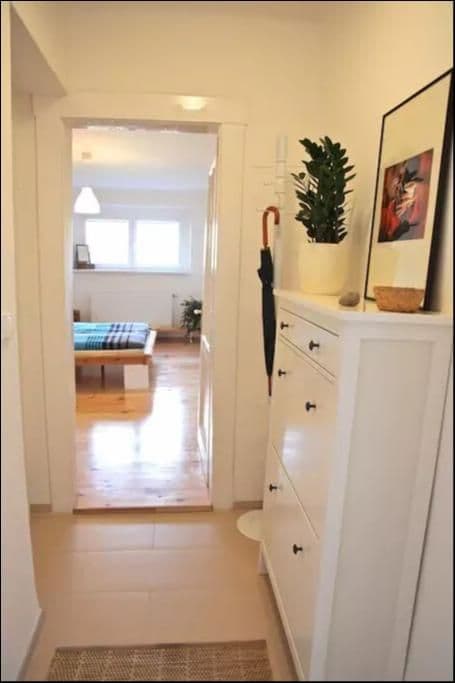 Pronájem bytu 2+1 69 m², Polní, Praha, Praha Pronájem bytu 2+1 69 m², Polní, Praha, Praha