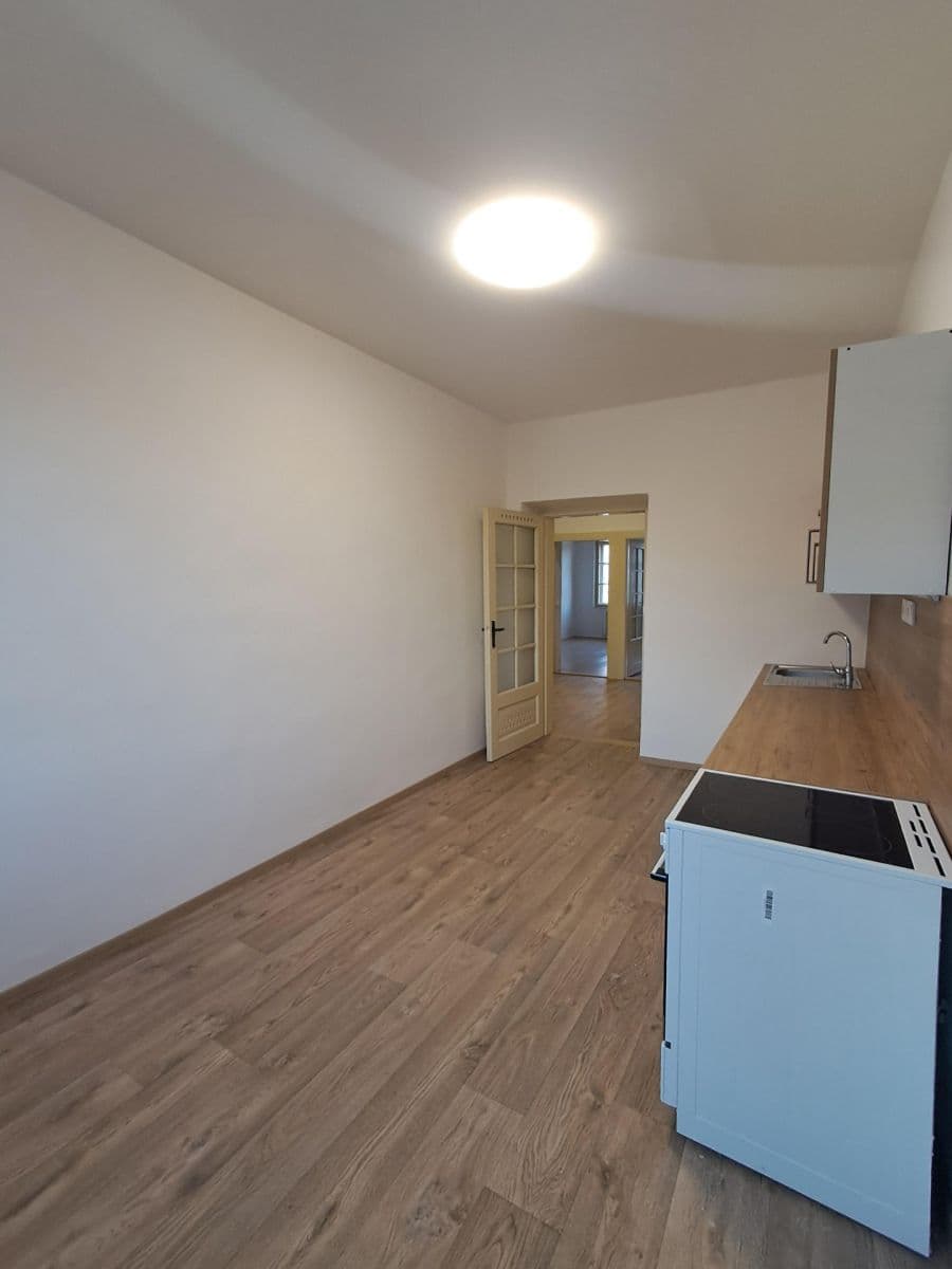 Pronájem bytu 2+1 65 m², Kodaňská, Praha, Praha Pronájem bytu 2+1 65 m², Kodaňská, Praha, Praha