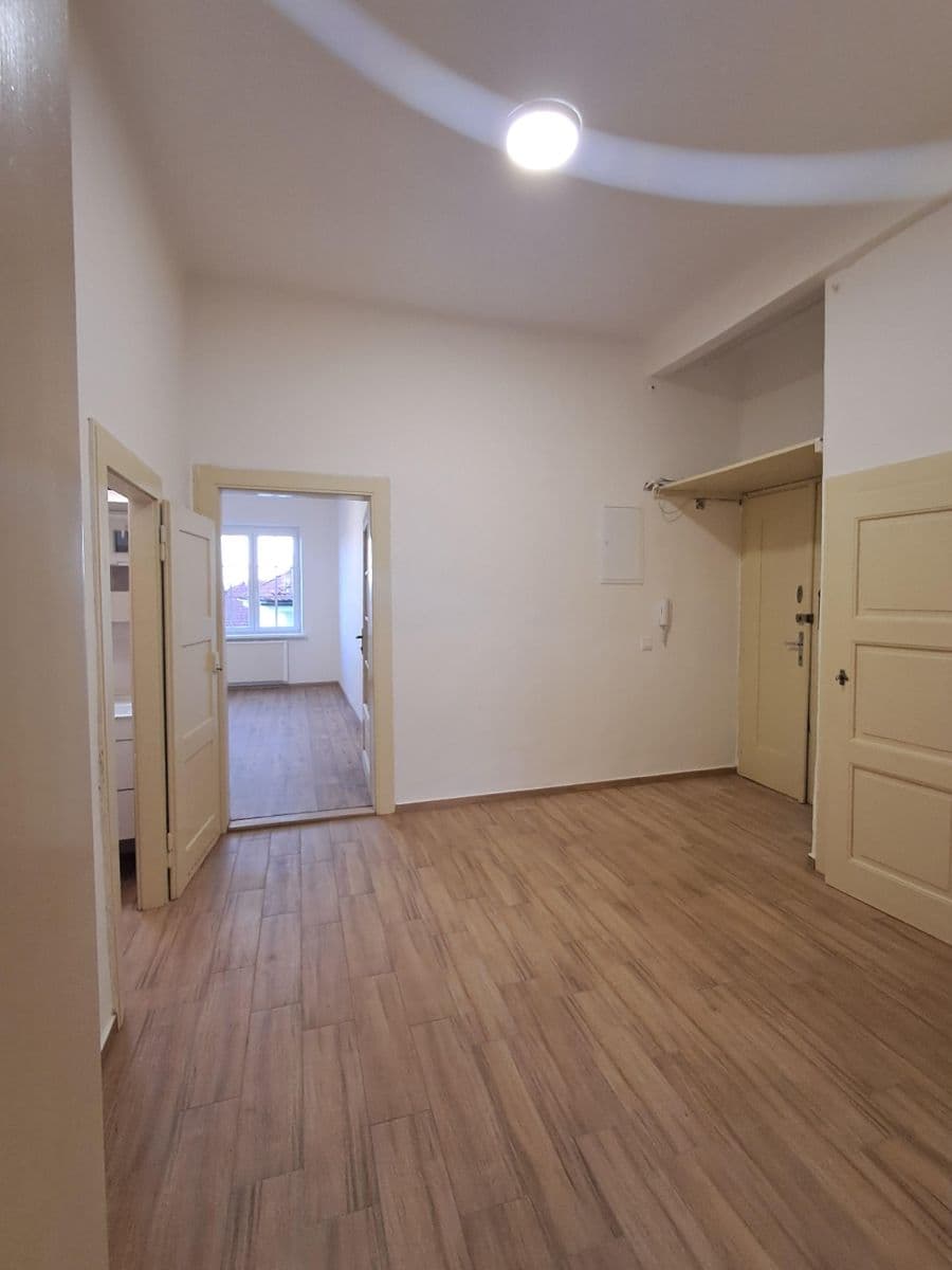 Pronájem bytu 2+1 65 m², Kodaňská, Praha, Praha Pronájem bytu 2+1 65 m², Kodaňská, Praha, Praha