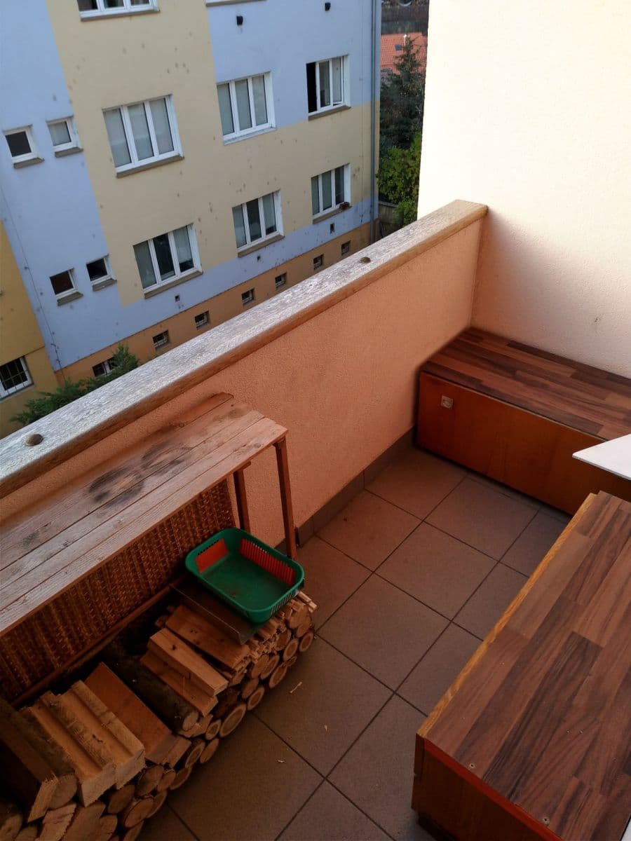 Pronájem bytu 2+kk 59 m², třída T. G. Masaryka, Roudnice nad Labem, Ústecký kraj Pronájem bytu 2+kk 59 m², třída T. G. Masaryka, Roudnice nad Labem, Ústecký kraj