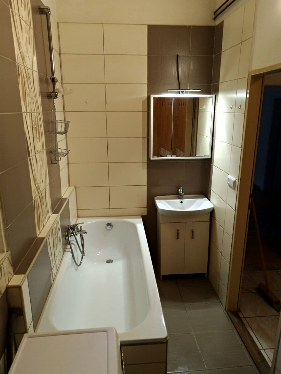 Pronájem bytu 2+kk 59 m², třída T. G. Masaryka, Roudnice nad Labem, Ústecký kraj Pronájem bytu 2+kk 59 m², třída T. G. Masaryka, Roudnice nad Labem, Ústecký kraj