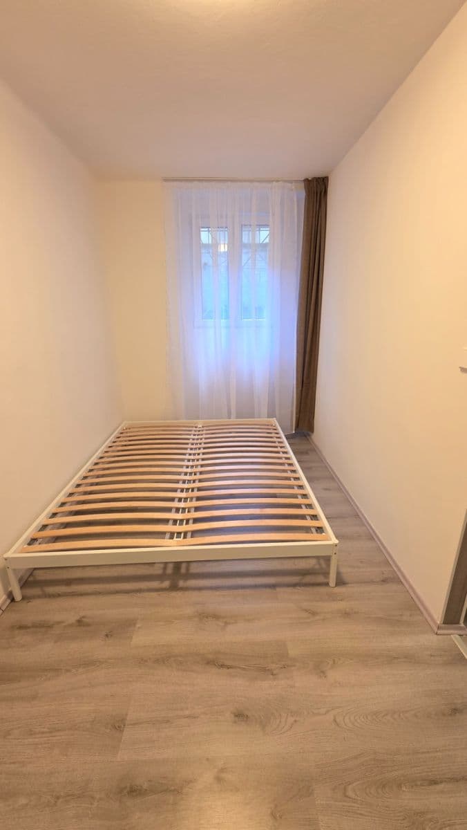 Pronájem bytu 2+kk 40 m², Slezská, Praha, Praha Pronájem bytu 2+kk 40 m², Slezská, Praha, Praha