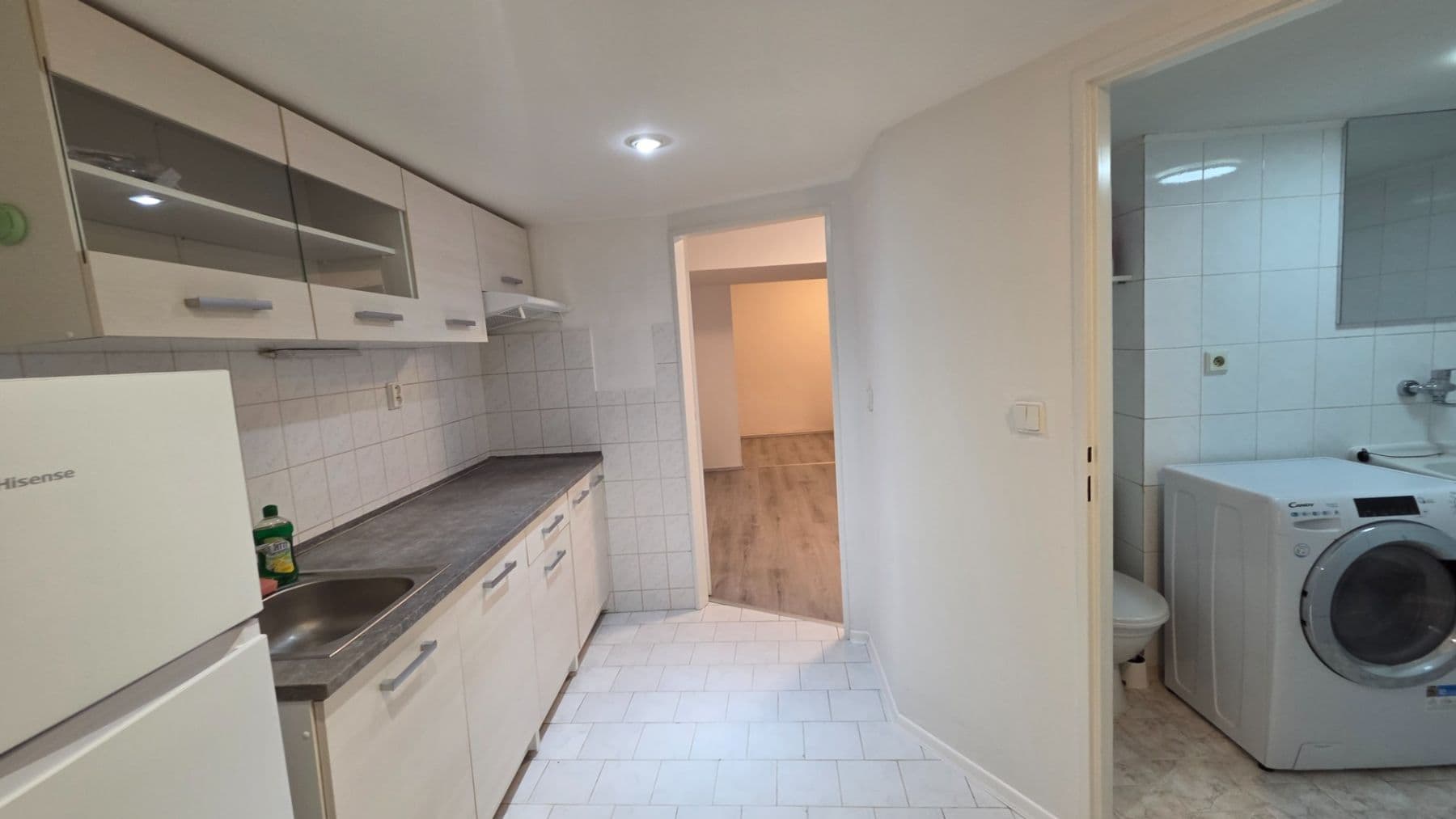 Pronájem bytu 2+kk 40 m², Slezská, Praha, Praha Pronájem bytu 2+kk 40 m², Slezská, Praha, Praha