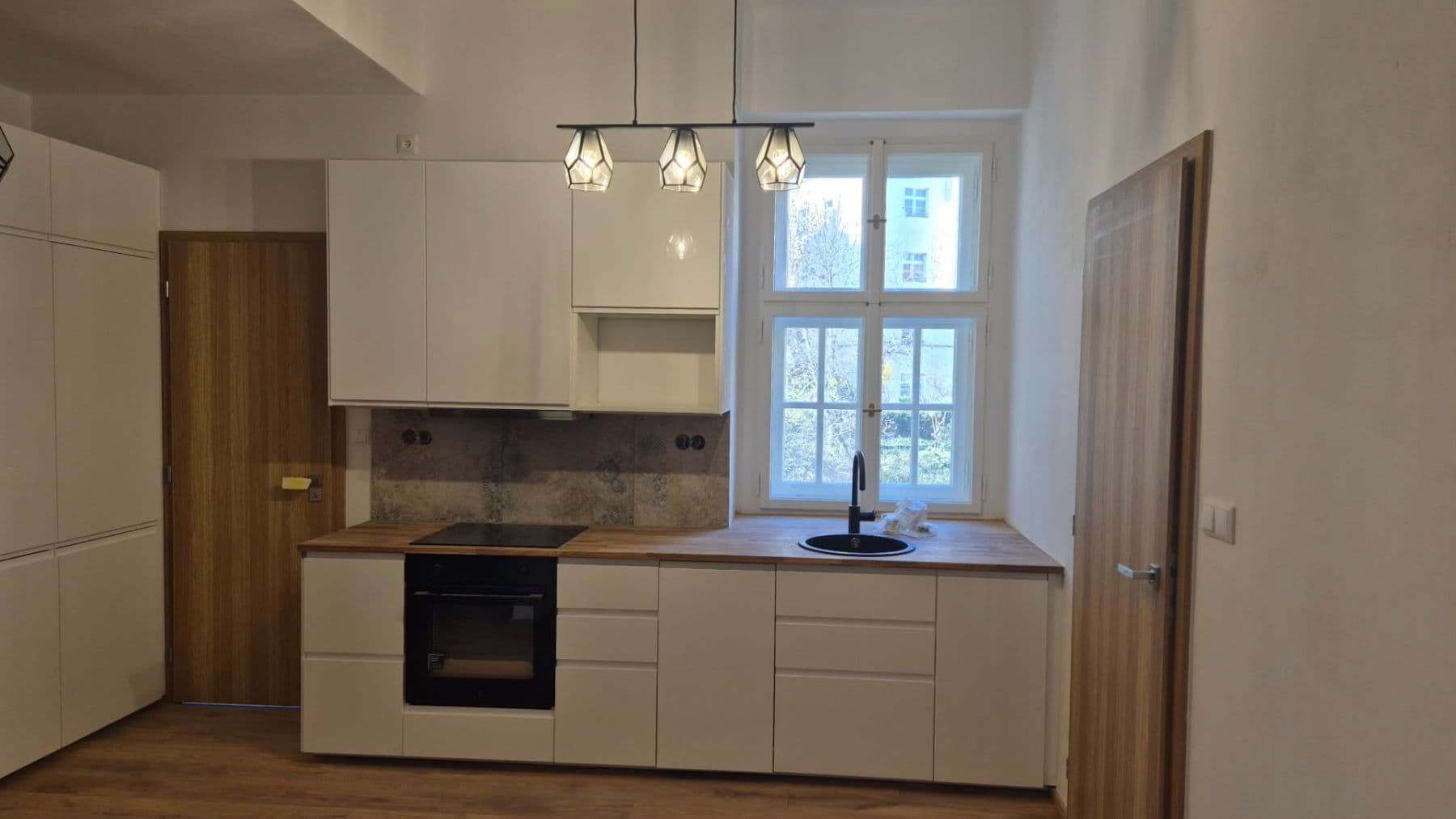 Pronájem bytu 1+kk 27 m², Bělehradská, Praha, Praha Pronájem bytu 1+kk 27 m², Bělehradská, Praha, Praha