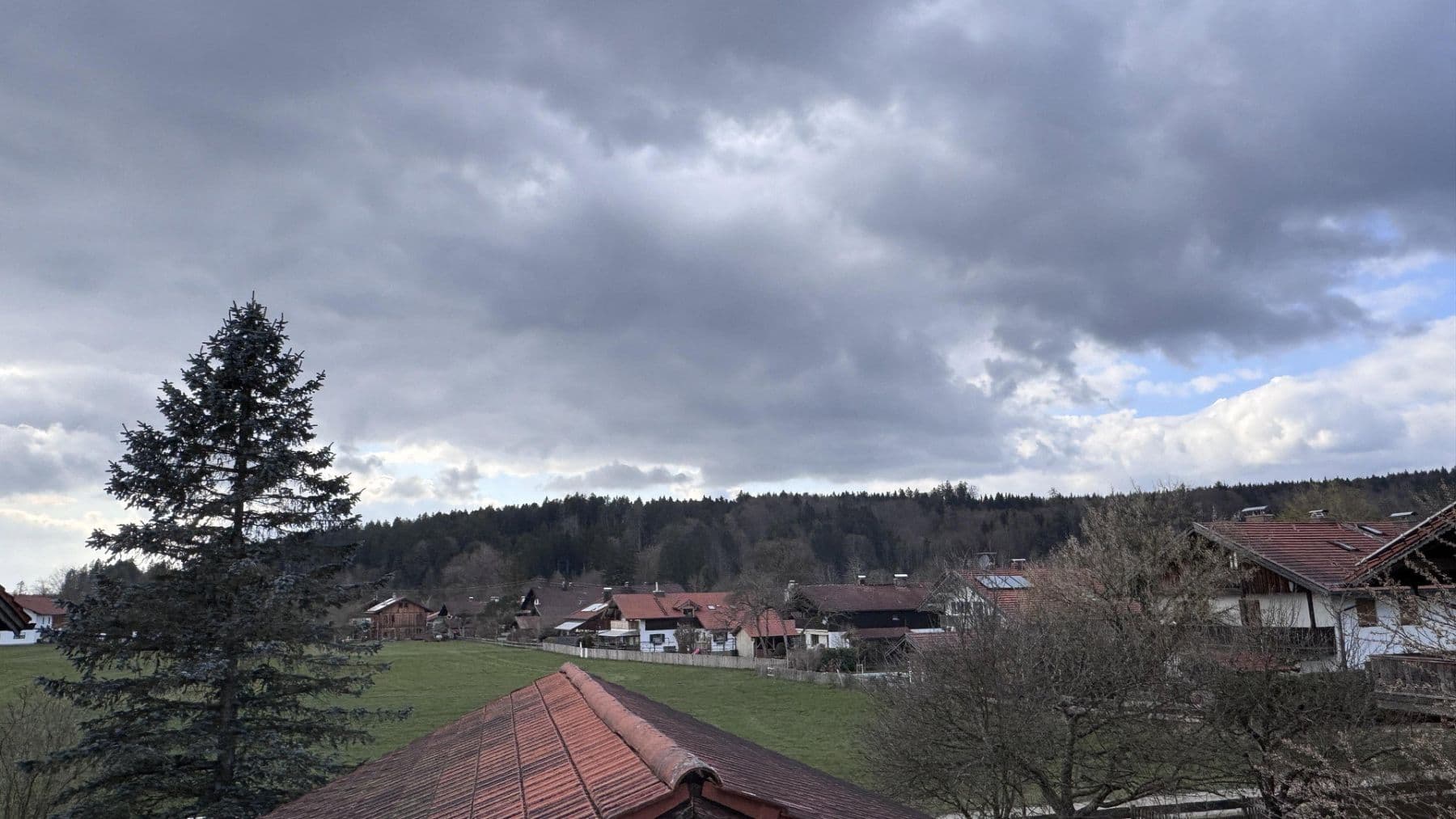 Pronájem domu 148 m², pozemek 338 m², Gartenstraße 2a, Dietramszell, Bavorsko Pronájem domu 148 m², pozemek 338 m², Gartenstraße 2a, Dietramszell, Bavorsko