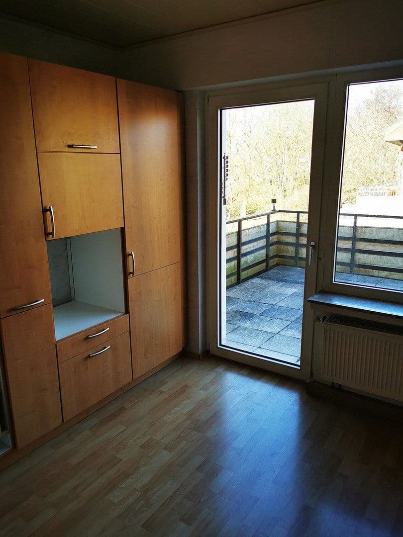 Prodej domu 244 m², pozemek 900 m², Herford, Severní Porýní-Vestfálsko Prodej domu 244 m², pozemek 900 m², Herford, Severní Porýní-Vestfálsko