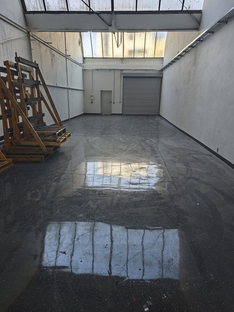 Pronájem nebytového prostoru 130 m², Karlsruhe, Bádensko-Württembersko Pronájem nebytového prostoru 130 m², Karlsruhe, Bádensko-Württembersko