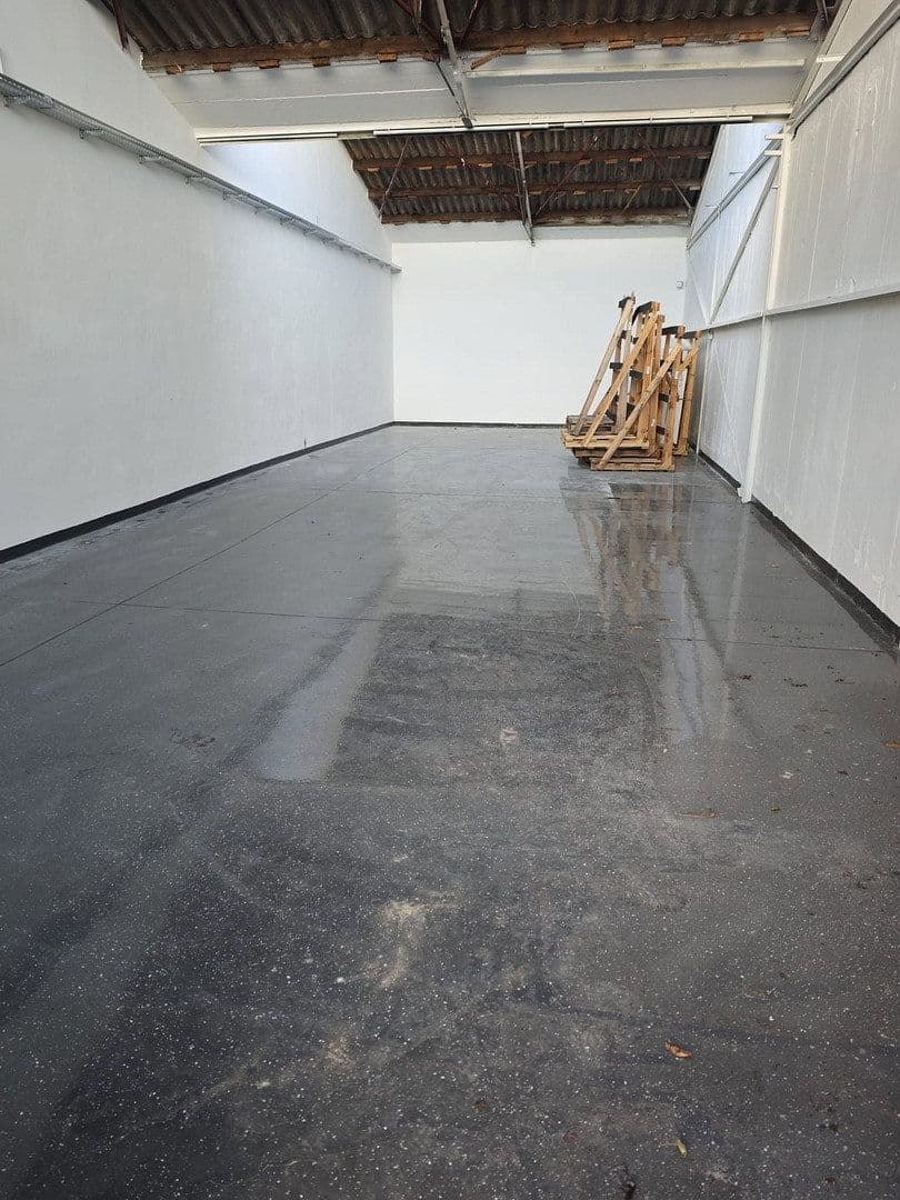Pronájem nebytového prostoru 130 m², Karlsruhe, Bádensko-Württembersko Pronájem nebytového prostoru 130 m², Karlsruhe, Bádensko-Württembersko