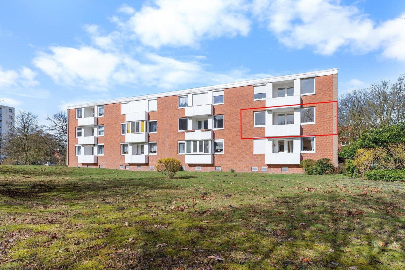 Prodej bytu 3+1 73 m², Kölner Straße 13, Bremen, Bremen Prodej bytu 3+1 73 m², Kölner Straße 13, Bremen, Bremen