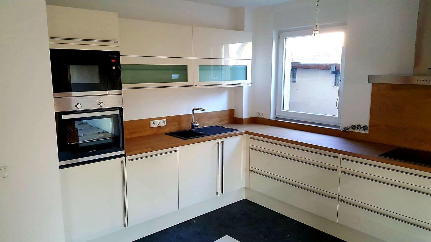 Prodej domu 246 m², pozemek 820 m², Bad Vilbel, Hessen Prodej domu 246 m², pozemek 820 m², Bad Vilbel, Hessen