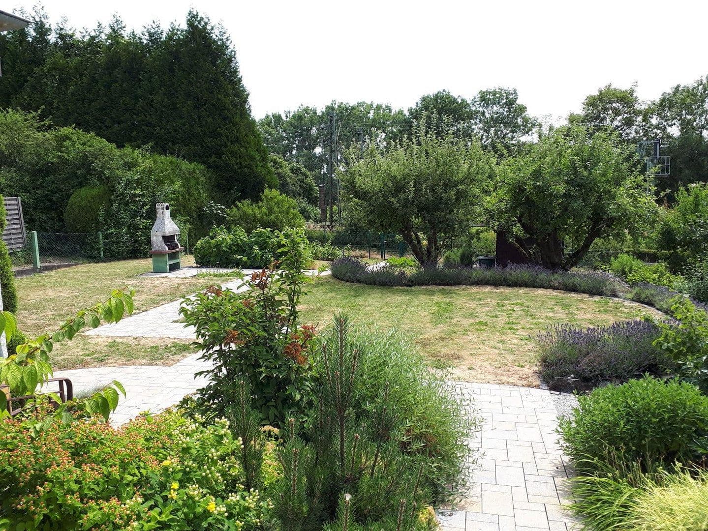 Prodej domu 246 m², pozemek 820 m², Bad Vilbel, Hessen Prodej domu 246 m², pozemek 820 m², Bad Vilbel, Hessen