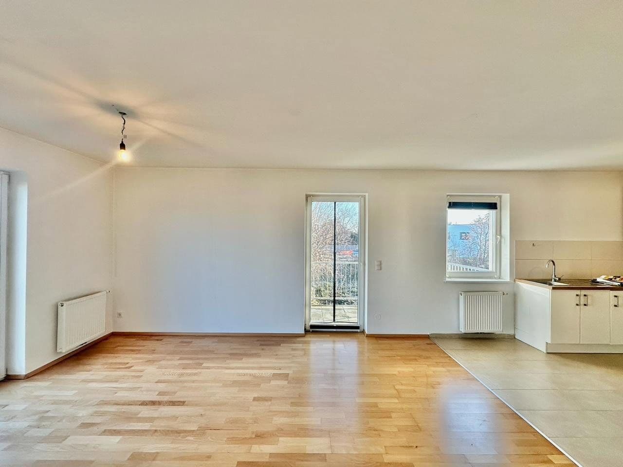 Pronájem bytu 2+1 55 m², Strasshof an der Nordbahn, Dolní Rakousko Pronájem bytu 2+1 55 m², Strasshof an der Nordbahn, Dolní Rakousko