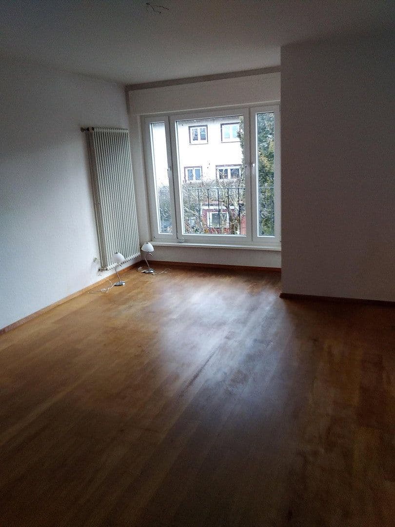 Pronájem domu 94 m², pozemek 356 m², Ulm, Bádensko-Württembersko Pronájem domu 94 m², pozemek 356 m², Ulm, Bádensko-Württembersko