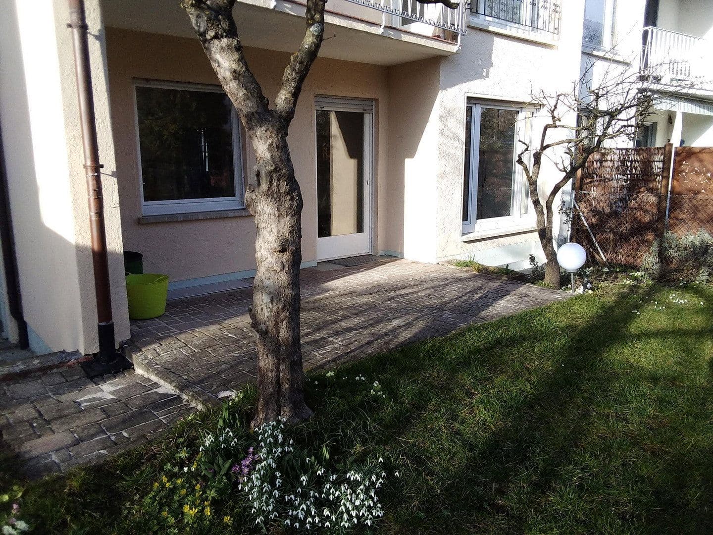 Pronájem domu 94 m², pozemek 356 m², Ulm, Bádensko-Württembersko Pronájem domu 94 m², pozemek 356 m², Ulm, Bádensko-Württembersko