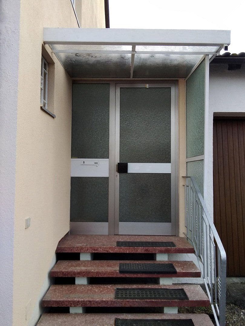 Pronájem domu 94 m², pozemek 356 m², Ulm, Bádensko-Württembersko Pronájem domu 94 m², pozemek 356 m², Ulm, Bádensko-Württembersko