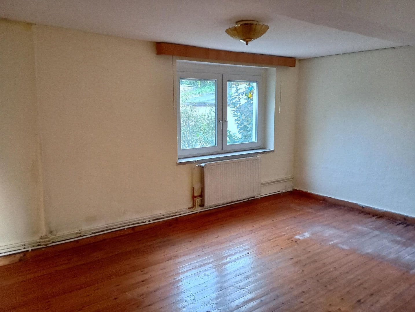 Prodej domu 170 m², pozemek 394 m², Kirchgasse 1, Urbach, Durynsko Prodej domu 170 m², pozemek 394 m², Kirchgasse 1, Urbach, Durynsko