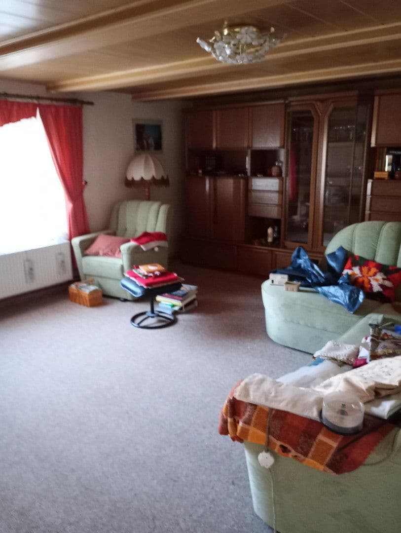 Prodej domu 170 m², pozemek 394 m², Kirchgasse 1, Urbach, Durynsko Prodej domu 170 m², pozemek 394 m², Kirchgasse 1, Urbach, Durynsko