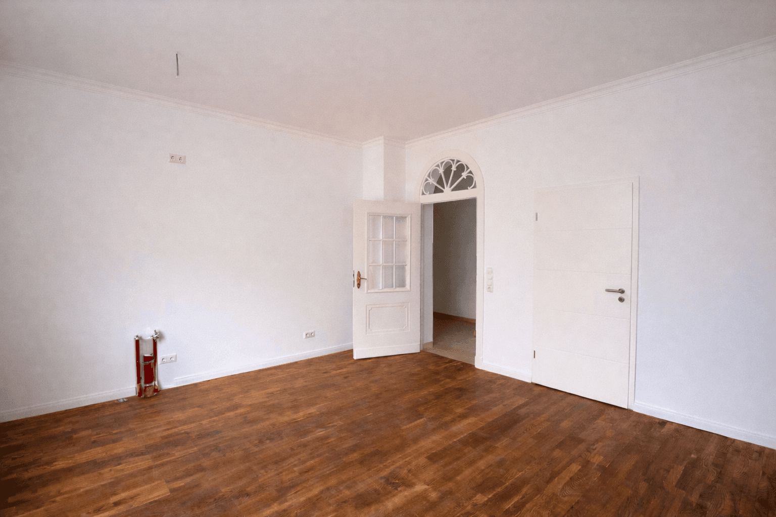 Pronájem bytu 4+1 92 m², Eisenbahnstr.11, Güstrow, Mecklenburg-Vorpommern Pronájem bytu 4+1 92 m², Eisenbahnstr.11, Güstrow, Mecklenburg-Vorpommern