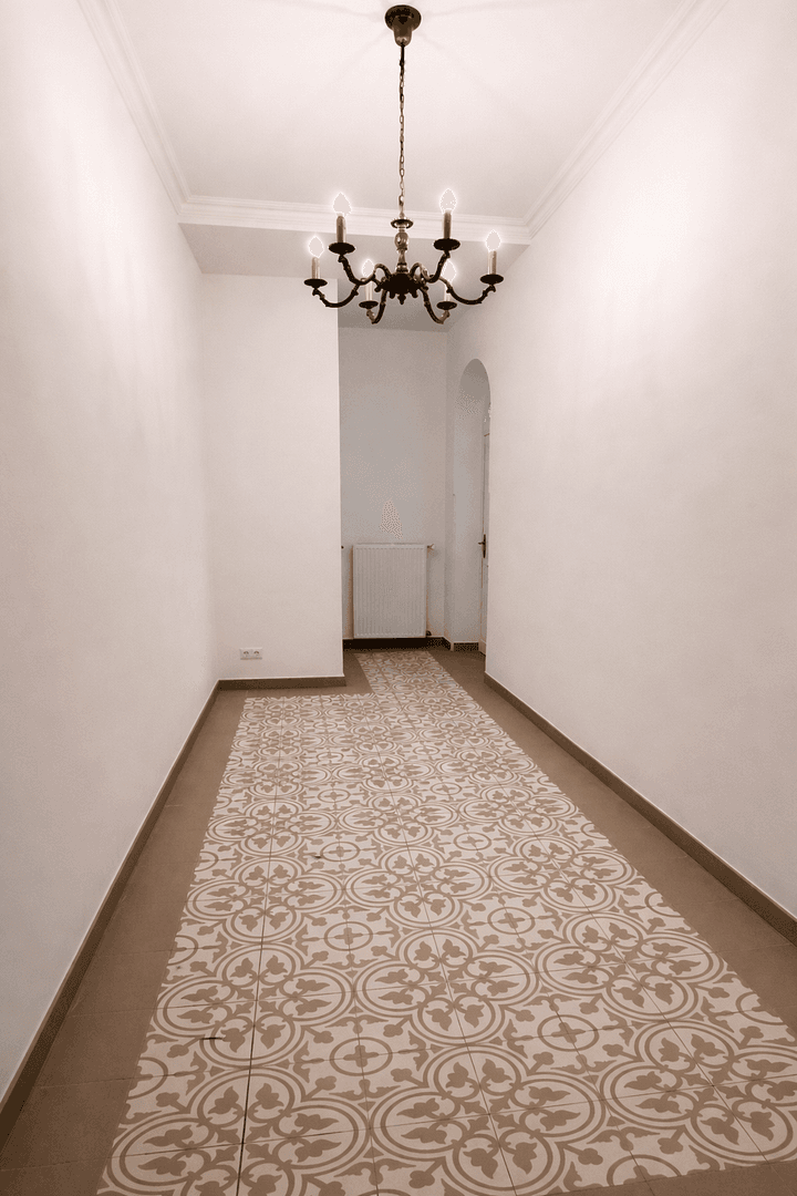 Pronájem bytu 4+1 92 m², Eisenbahnstr.11, Güstrow, Mecklenburg-Vorpommern Pronájem bytu 4+1 92 m², Eisenbahnstr.11, Güstrow, Mecklenburg-Vorpommern