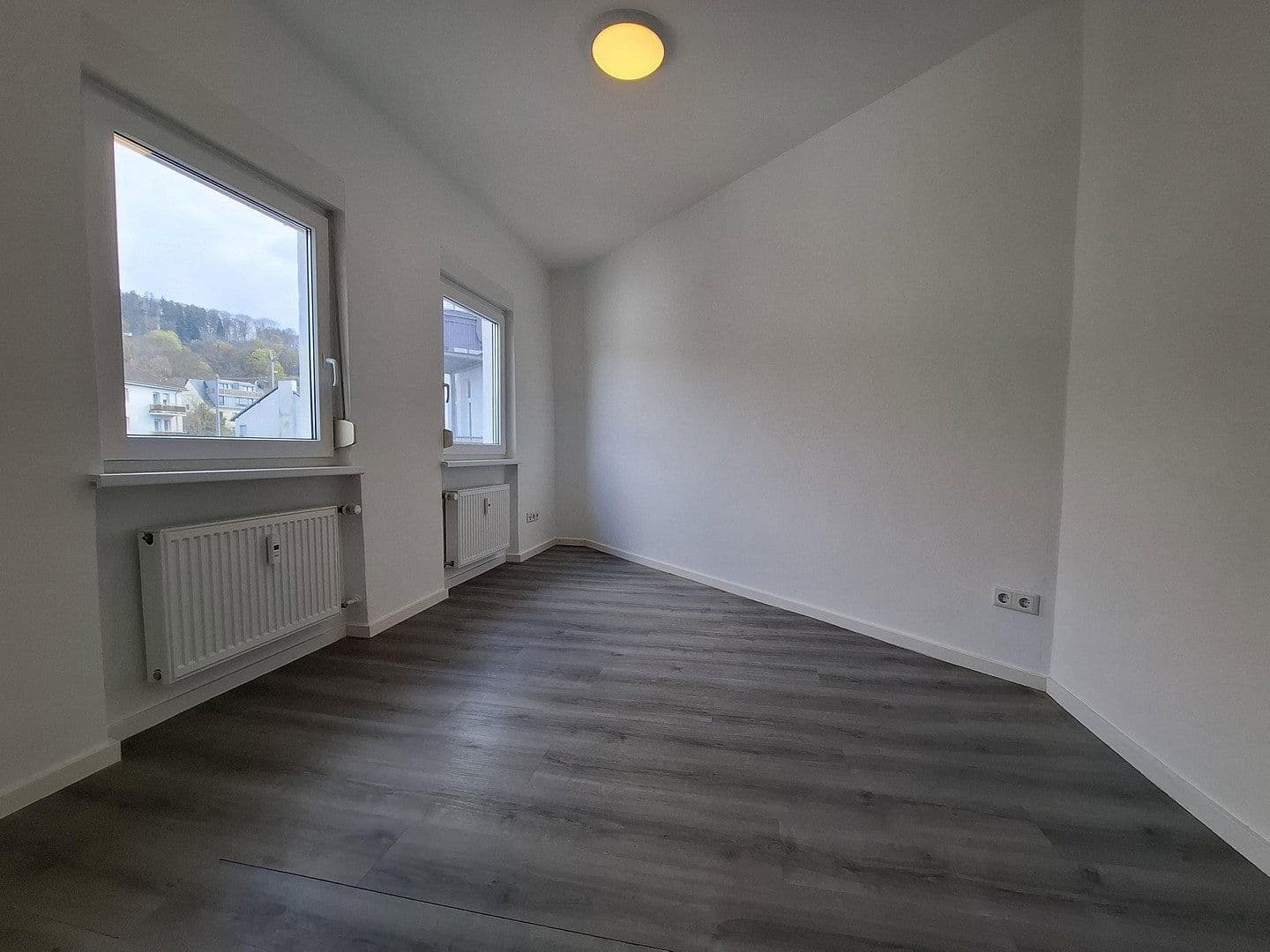 Prodej bytu 2+1 36 m², Trier, Porýní-Falc Prodej bytu 2+1 36 m², Trier, Porýní-Falc