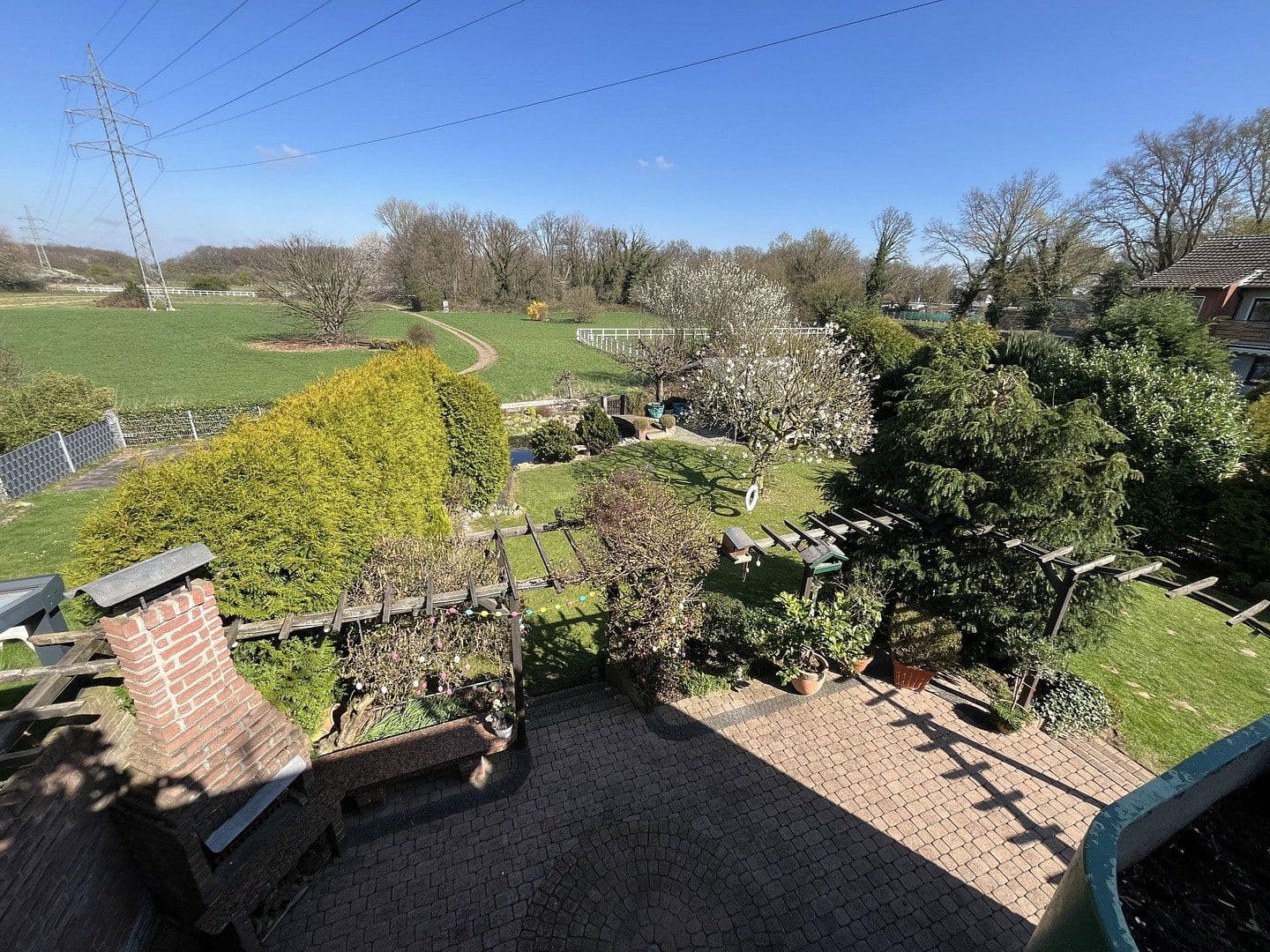 Prodej domu 167 m², pozemek 700 m², Duisburg, Severní Porýní-Vestfálsko Prodej domu 167 m², pozemek 700 m², Duisburg, Severní Porýní-Vestfálsko