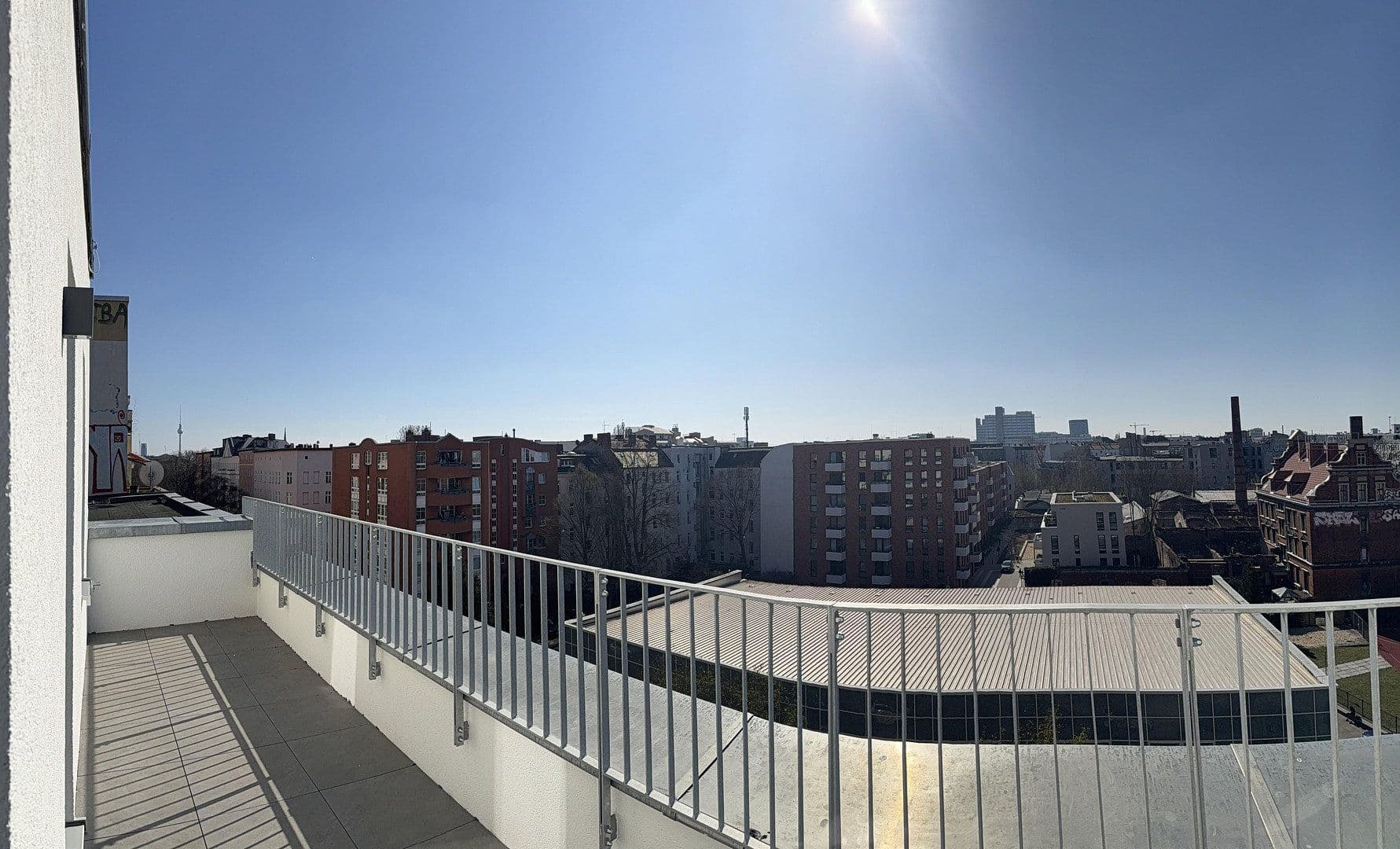 Pronájem bytu 1+1 32 m², Wiesenstraße 11, Berlin, Berlín Pronájem bytu 1+1 32 m², Wiesenstraße 11, Berlin, Berlín