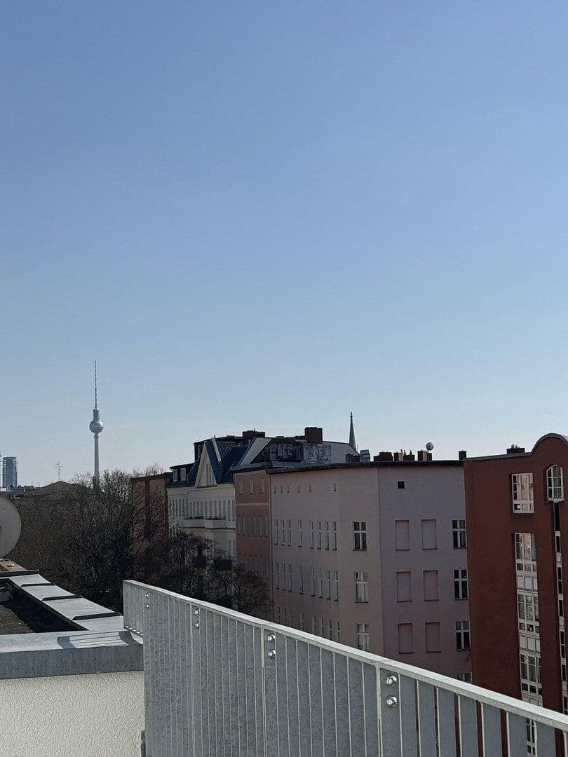 Pronájem bytu 1+1 32 m², Wiesenstraße 11, Berlin, Berlín Pronájem bytu 1+1 32 m², Wiesenstraße 11, Berlin, Berlín