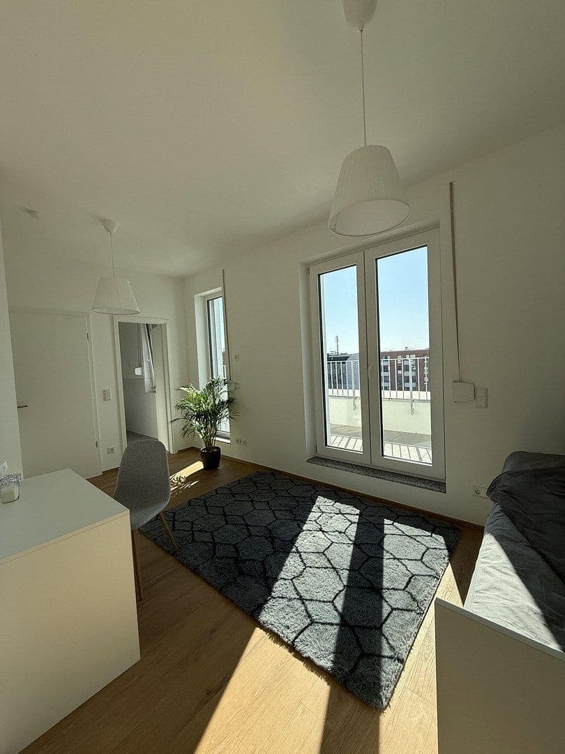 Pronájem bytu 1+1 32 m², Wiesenstraße 11, Berlin, Berlín Pronájem bytu 1+1 32 m², Wiesenstraße 11, Berlin, Berlín