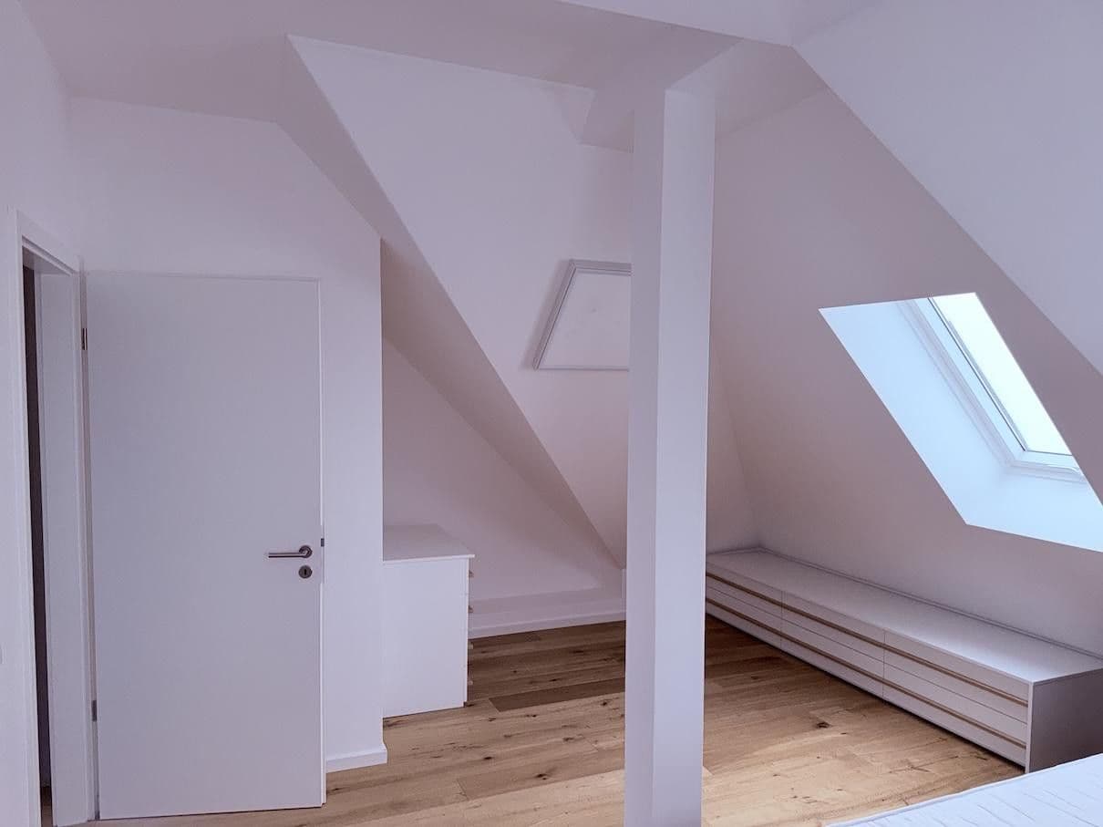 Prodej domu 134 m², pozemek 178 m², Rosenstr., Gilching, Bavorsko Prodej domu 134 m², pozemek 178 m², Rosenstr., Gilching, Bavorsko