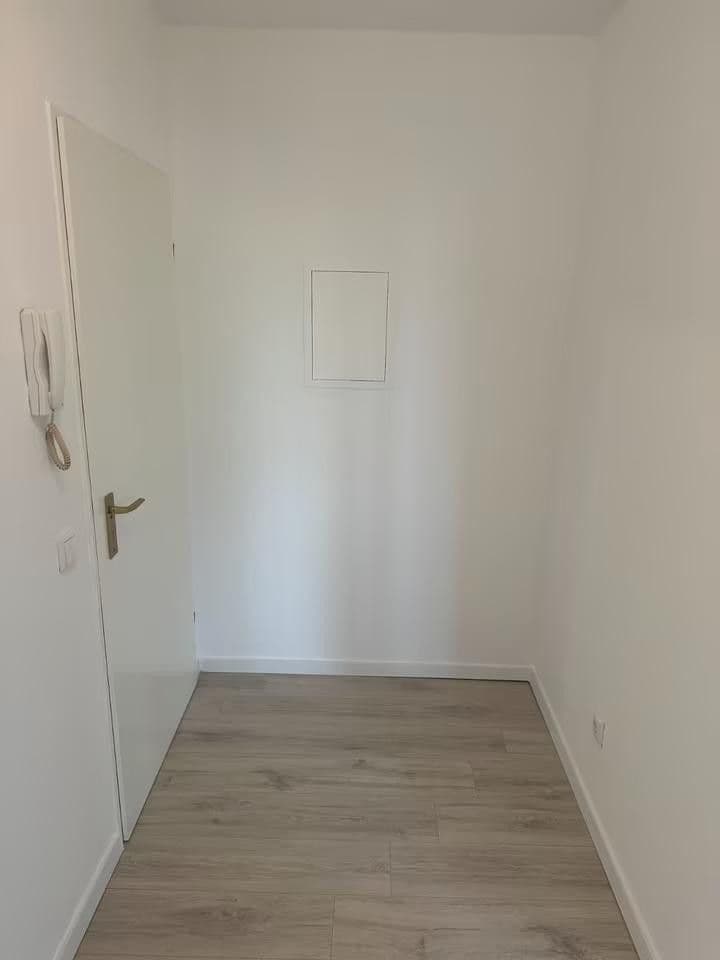 Pronájem bytu 1+kk 45 m², Kronenstraße 19a, Krefeld, Severní Porýní-Vestfálsko Pronájem bytu 1+kk 45 m², Kronenstraße 19a, Krefeld, Severní Porýní-Vestfálsko