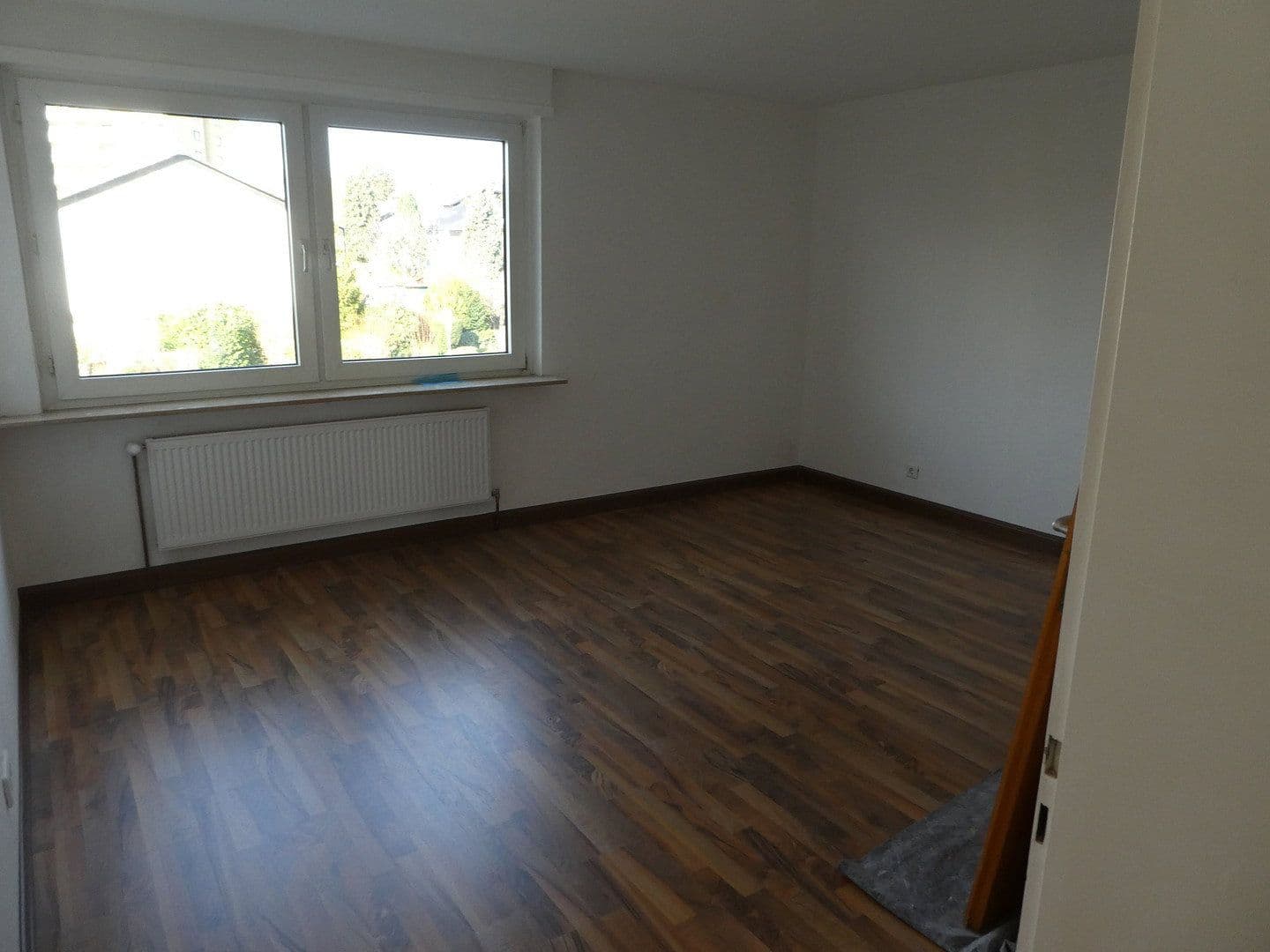 Pronájem bytu 3+1 79 m², Sausenheimerstr. 33, Grünstadt, Porýní-Falc Pronájem bytu 3+1 79 m², Sausenheimerstr. 33, Grünstadt, Porýní-Falc