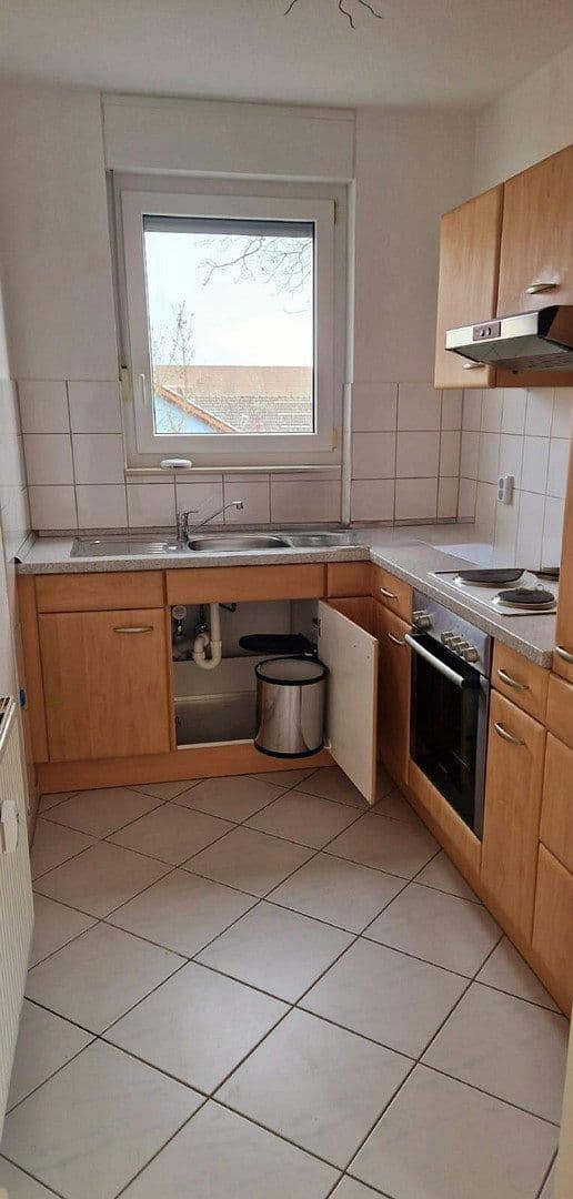 Pronájem bytu 2+1 65 m², Willy-Brandt-Straße 4, Wertheim, Bádensko-Württembersko Pronájem bytu 2+1 65 m², Willy-Brandt-Straße 4, Wertheim, Bádensko-Württembersko