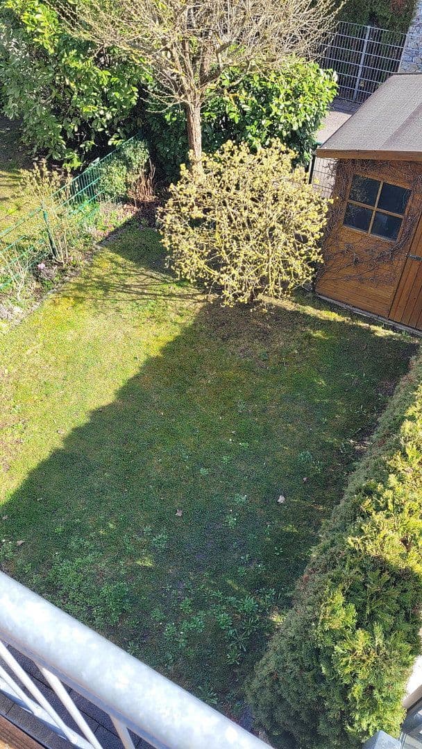 Prodej domu 120 m², pozemek 135 m², Erlangen, Bavorsko Prodej domu 120 m², pozemek 135 m², Erlangen, Bavorsko